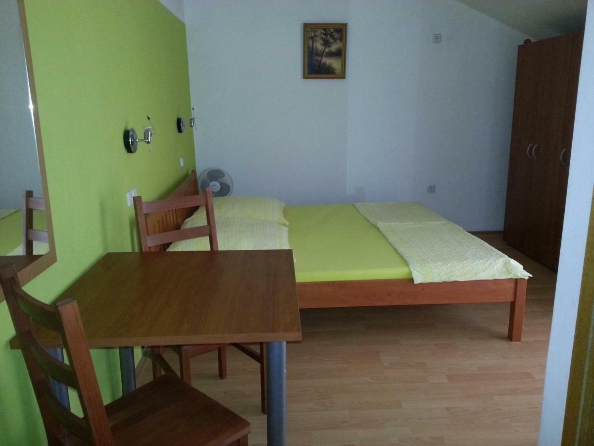 Villa Dora Biograd Na Moru Extérieur photo
